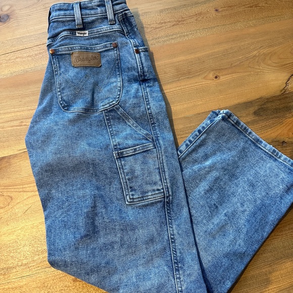 Women's Wrangler Carpenter Jeans - Picture 4 of 6